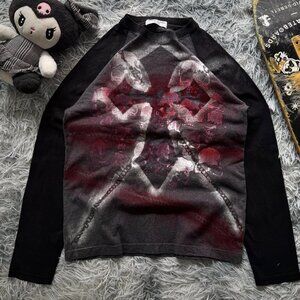 Edgy Skull Graphic Raglan Tee